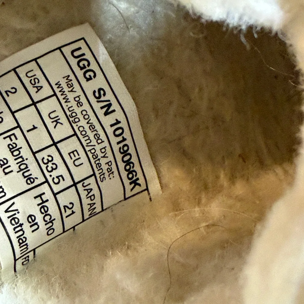 UGG Tasman II Big Kid's Slippers Size 2 Chestnut 1019066K Slip On Comfort